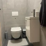 2 Bedroom Center With Balcony Раецке-Теплице