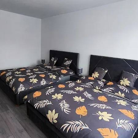 2 Bedroom Center With Balcony Rajecke Teplice