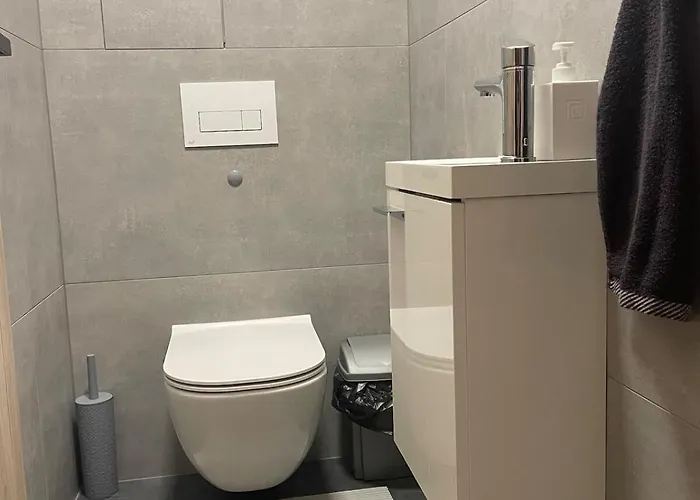 2 Bedroom Center With Balcony Rajecké Teplice